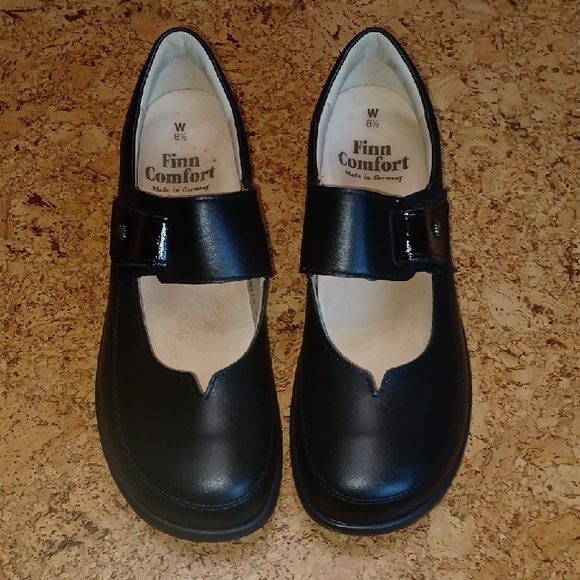 Finn Comfort Black Premium Leather Mary Janes Size 8.5 New Without Box